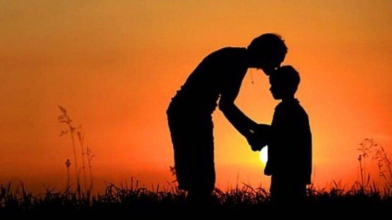 Preghiera per la Protezione dei Figli: Una Guardiana Celeste