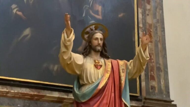Il Rosario per un Defunto: Preghiere e Suffragi per il Trapasso