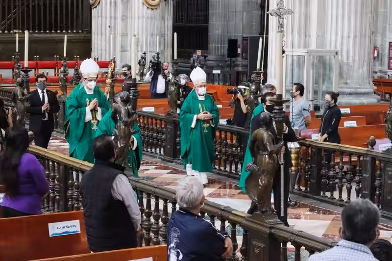 Descubre la Misa en la Iglesia Católica: Más allá del Ritual